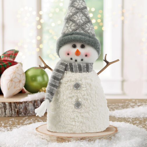 58730A • Karácsonyi hóember dekor - bot kezekkel, sapkában - 35 x 22 cm